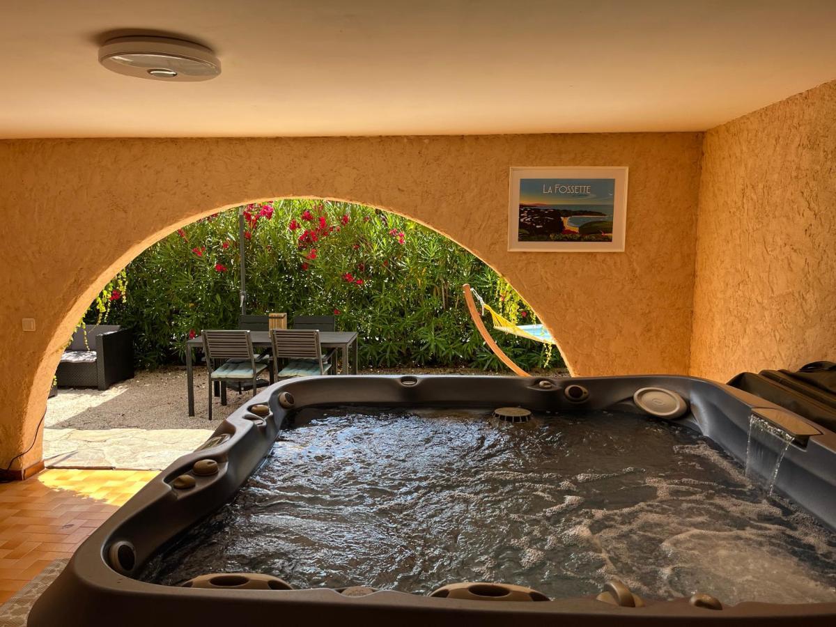 Bas De Villa 70M2 Independant Avec Espace Jacuzzi Prive Le Lavandou Exteriör bild